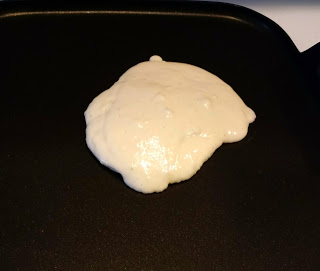 I'm still working on making the filled pancakes round... I'm still working on making the filled pancakes round...